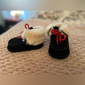 UGG Black and Cream Baby Slippers with Red Laces
